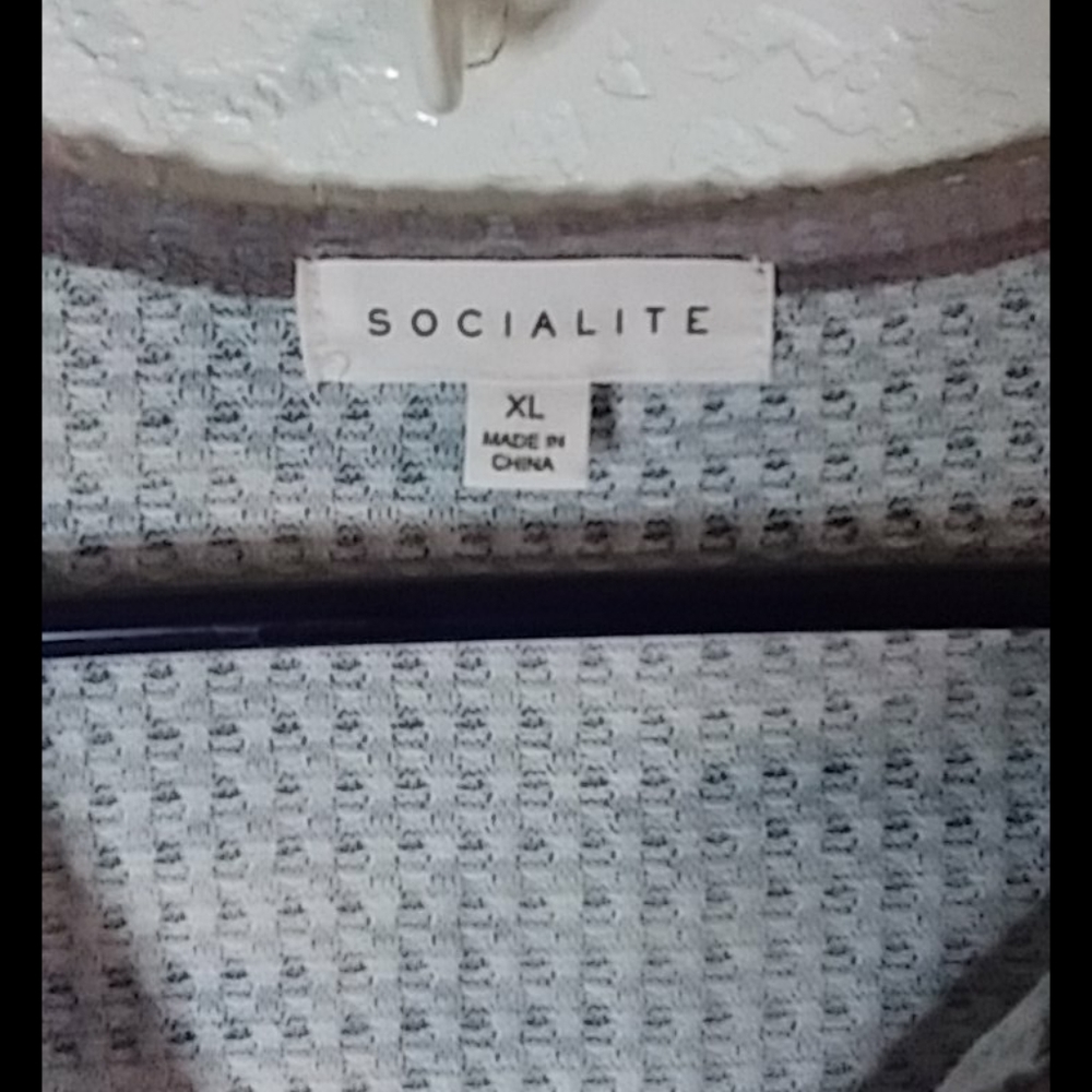 Socialite XL soft snap shirt - Picture 2 of 5